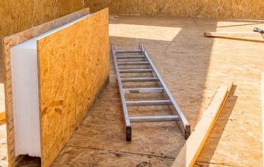 Преимущества и особенности постройки каркасного дома из ОСБ панелей